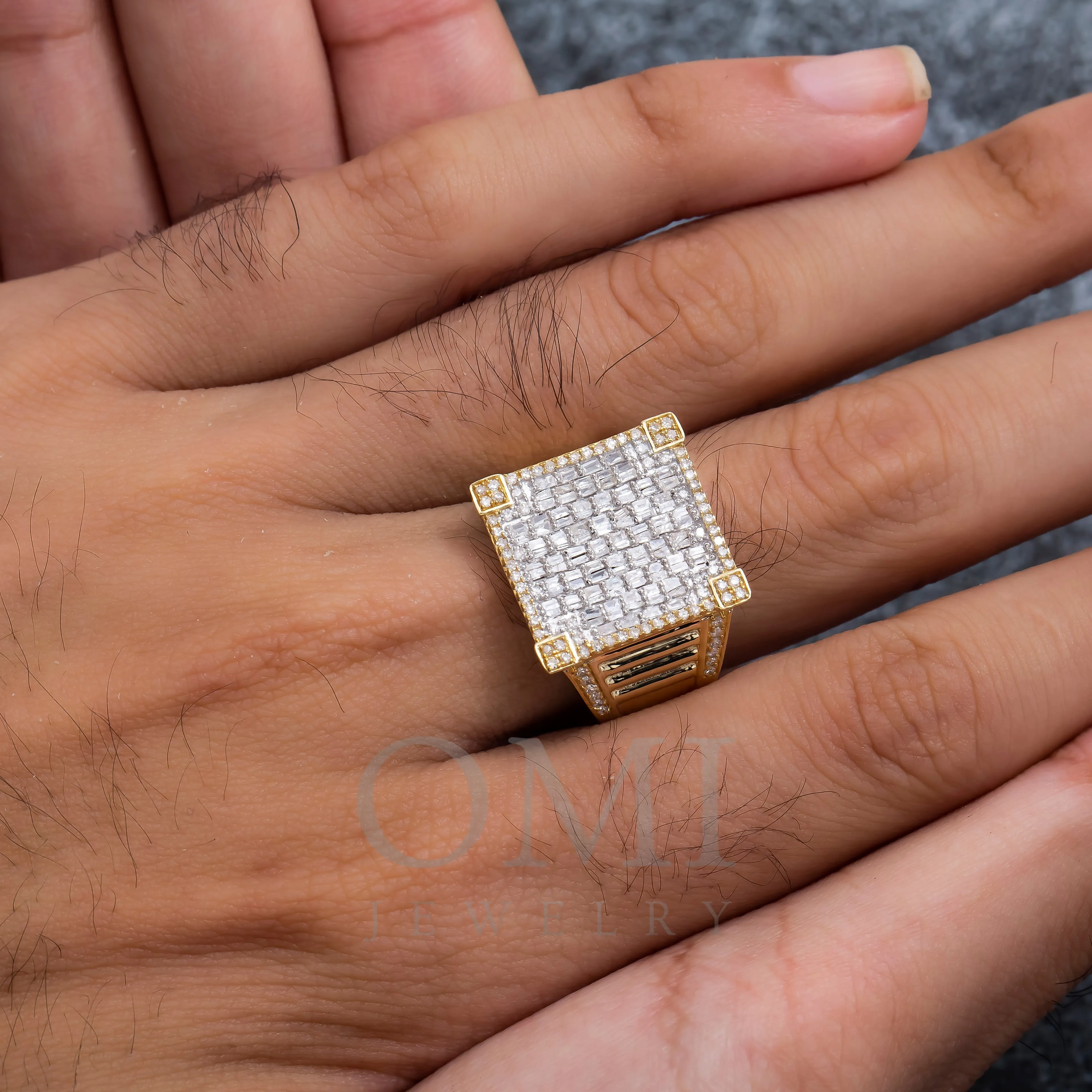 14K GOLD BAGUETTE DIAMOND SQUARE RING 1.05 CT