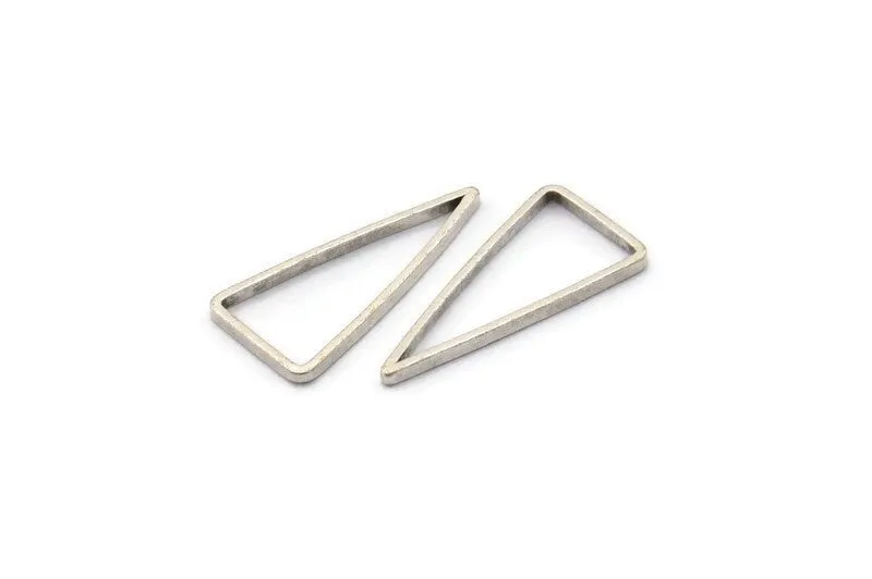 18mm Silver Triangle, 24 Antique Silver Plated Brass Triangle Rings, Connectors (18x8.5x1mm) BS 1729