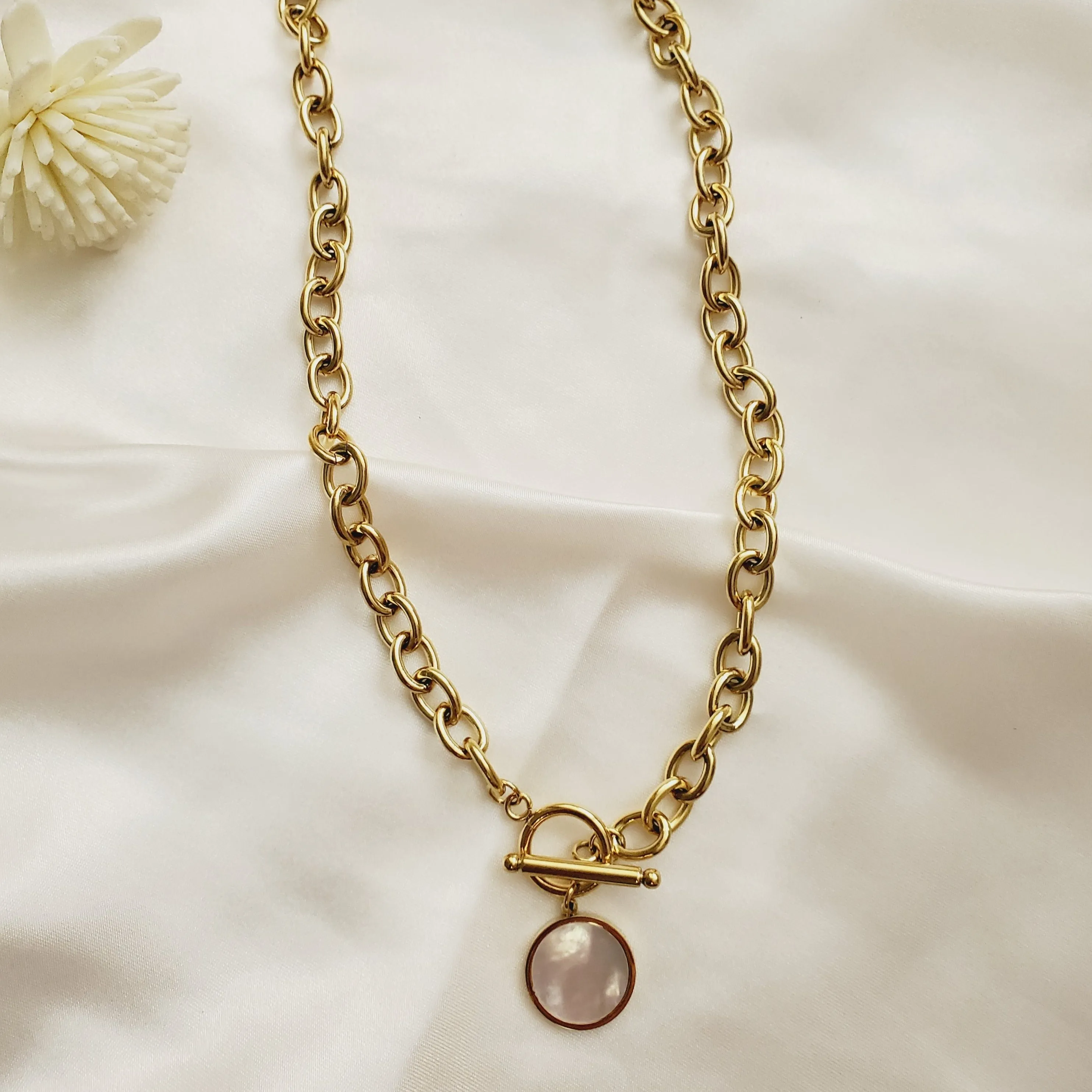 Aria Necklace