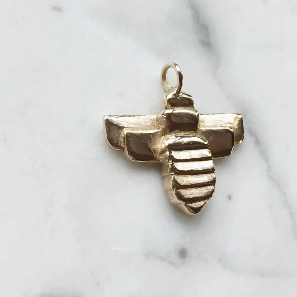 BEE PENDANT