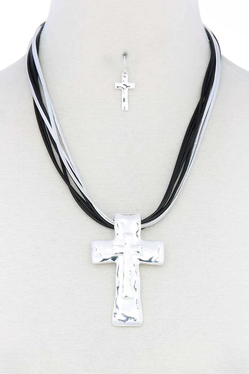 Cross Pendant Necklace