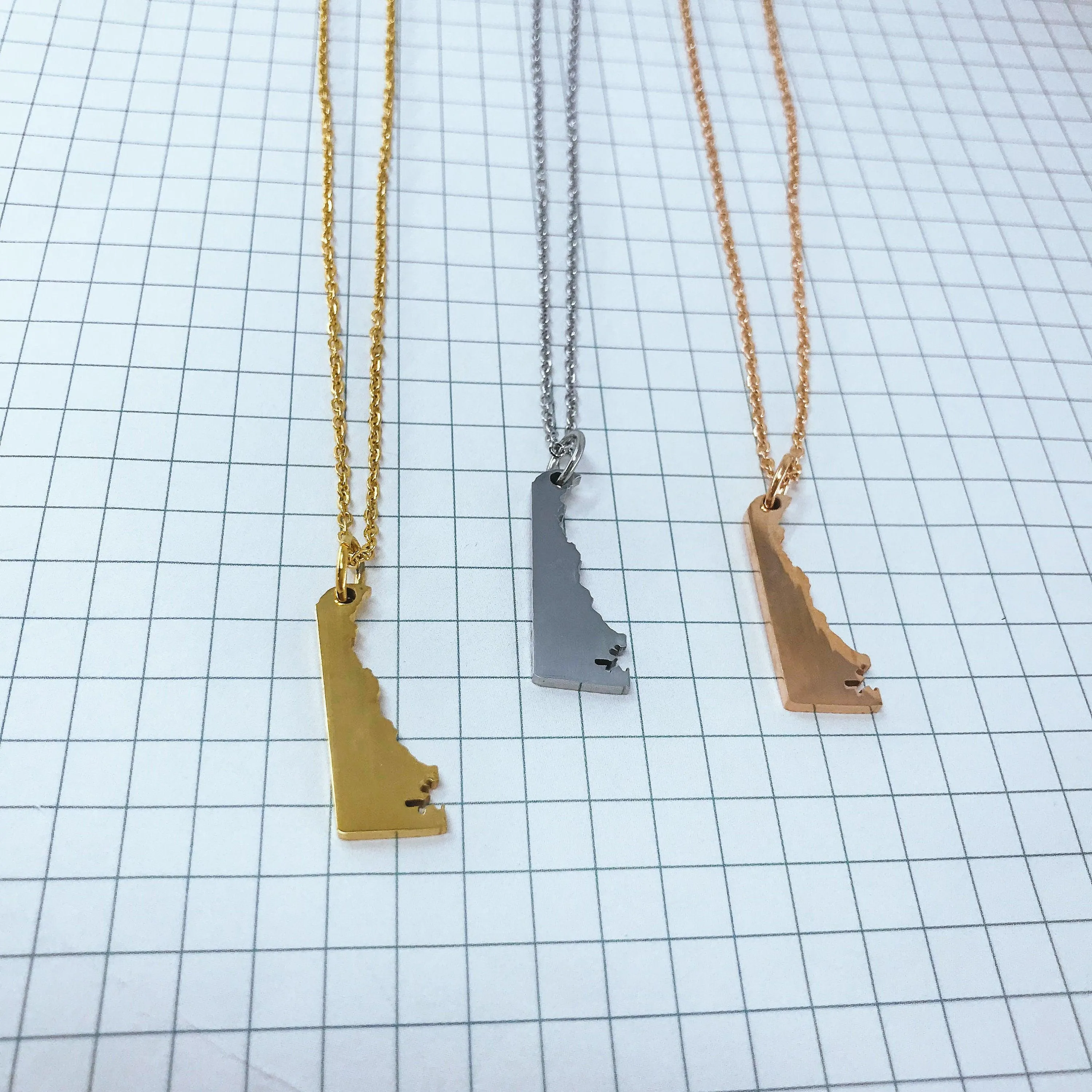 Delaware State Silhouette Necklace