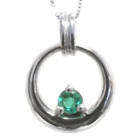 Emerald circle pendant