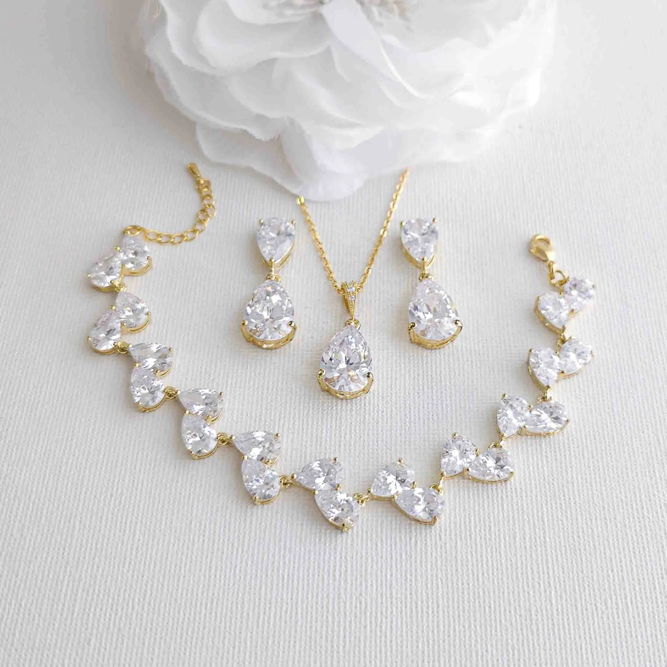 Jewelry Set in Gold with CZ Teardrops-Clara