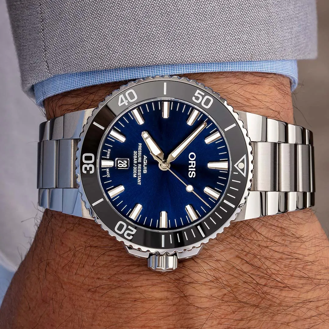 Oris Aquis Date