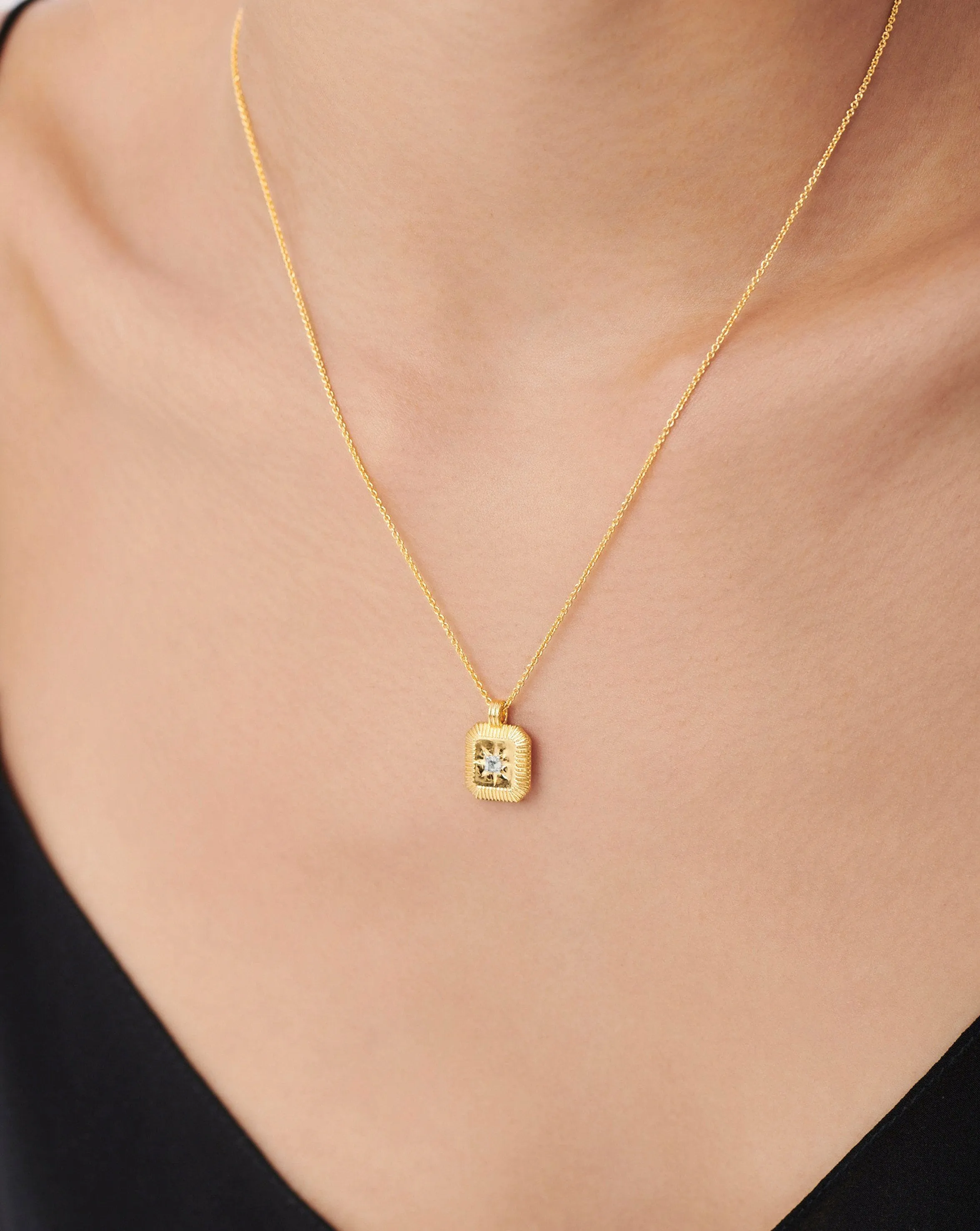 Star Ridge Birthstone Pendant Necklace | 18ct Gold Vermeil/Natural Crystal