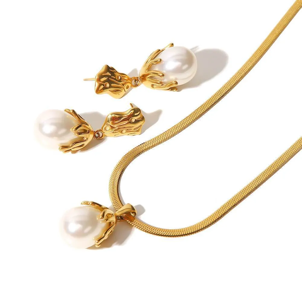 Women's Baroque Pearl Pendant Necklace Earrings